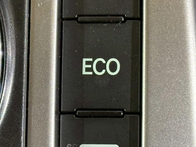 プリウスアルファ Ｇ　純正ナビ　クル－ズコントロール　衝突軽減　　レーンキープ　ＥＴＣ　オートマチックハイビーム　パワーシート　バックカメラ　コーナーセンサー　地デジ　Ｂｌｕｅｔｏｏｔｈ　フロントフォグ　プッシュスタート（62枚目）