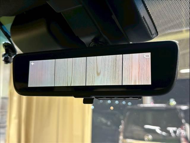 グランエース Premium 9型ナビ 全方位 後席モニター デジタルミラ レーダークルーズコントロール 衝突軽減 レーンキープ 後席オートエアコン シートヒーター オットマン 電動シート LEDヘッドライト プッシュスタート(6枚目)