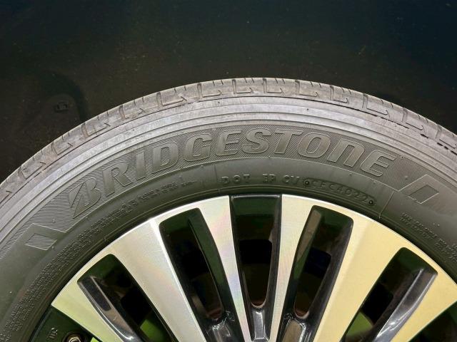 グランエース Premium 9型ナビ 全方位 後席モニター デジタルミラ レーダークルーズコントロール 衝突軽減 レーンキープ 後席オートエアコン シートヒーター オットマン 電動シート LEDヘッドライト プッシュスタート(23枚目)