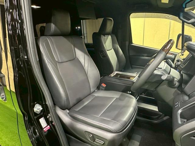 グランエース Premium 9型ナビ 全方位 後席モニター デジタルミラ レーダークルーズコントロール 衝突軽減 レーンキープ 後席オートエアコン シートヒーター オットマン 電動シート LEDヘッドライト プッシュスタート(37枚目)