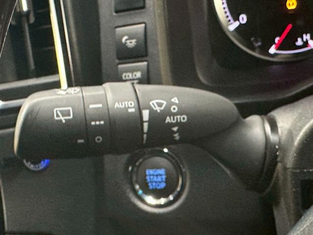 グランエース Premium 9型ナビ 全方位 後席モニター デジタルミラ レーダークルーズコントロール 衝突軽減 レーンキープ 後席オートエアコン シートヒーター オットマン 電動シート LEDヘッドライト プッシュスタート(54枚目)