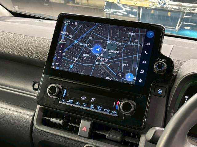 シエンタ Ｚ　１０型ナビ　全方位　ＢＳＭ　シートヒーター　レーダークルーズコントロール　衝突軽減　レーンキープ　ＥＴＣ　ステアリングヒーター　コーナーセンサー　ＬＥＤヘッドライト　オートマチックハイビーム（3枚目）