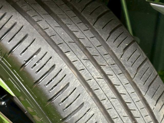 シエンタ Ｚ　１０型ナビ　全方位　ＢＳＭ　シートヒーター　レーダークルーズコントロール　衝突軽減　レーンキープ　ＥＴＣ　ステアリングヒーター　コーナーセンサー　ＬＥＤヘッドライト　オートマチックハイビーム（25枚目）