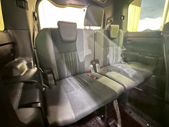 エスクァイア Gi Premium Package “Black-Tail 10型ナビ クルーズコントロール ETC  シートヒーター ステアリングヒーター 後席オートエアコン 両側電動スライドドア 地デジ バックカメラ 衝突軽減 レーンキープ プッシュスタート スマートキー(42枚目)