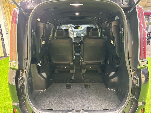 エスクァイア Gi Premium Package “Black-Tail 10型ナビ クルーズコントロール ETC  シートヒーター ステアリングヒーター 後席オートエアコン 両側電動スライドドア 地デジ バックカメラ 衝突軽減 レーンキープ プッシュスタート スマートキー(43枚目)