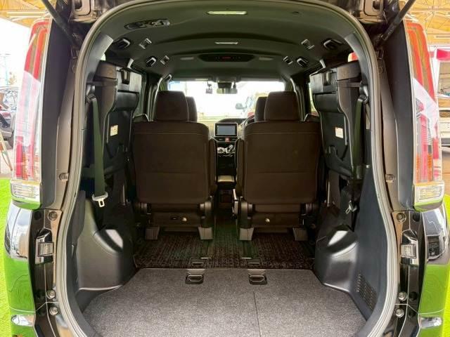 ノア G 純正9型ナビ 後席オートエアコン クルコン シートヒーター 衝突軽減 レーンキープ 後席オートエアコン プッシュスタート スマートキー 両側電動スライドドア ETC 地デジ バックカメラ(12枚目)