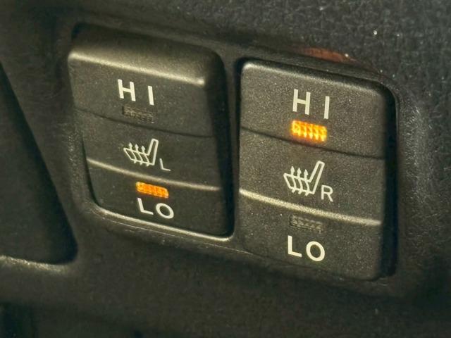 ノア G 純正9型ナビ 後席オートエアコン クルコン シートヒーター 衝突軽減 レーンキープ 後席オートエアコン プッシュスタート スマートキー 両側電動スライドドア ETC 地デジ バックカメラ(57枚目)