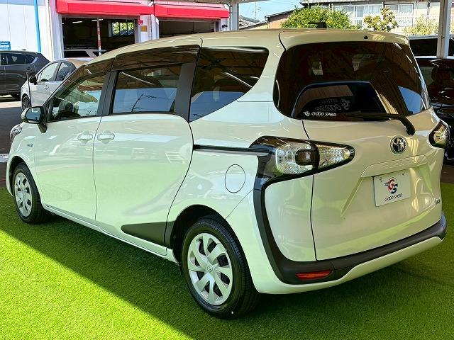 シエンタ ハイブリッドＧ　純正ナビ　両側電動スライドドア　シートヒーター　プッシュスタート　スマートキー　衝突軽減　レーンキープ　オートマチックハイビーム　ＥＴＣ　地デジ　バックカメラ　オートライト　オートエアコン（33枚目）