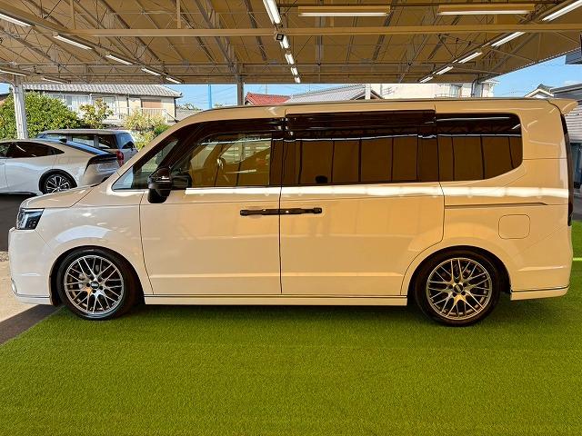 ステップワゴン e:HEVスパーダ プレミアムライン 純正ナビ 全周囲 BBSアルミ ローダウン 両側電動 シートヒーター BSI 後席モニター デジタルミラー レーダークルーズコントロール レーンキープ 電動リアゲート ETC クリアランスソナー(36枚目)