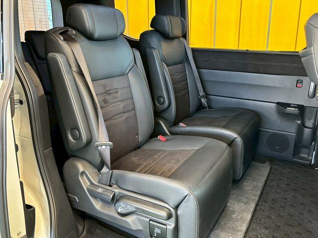 ステップワゴン e:HEVスパーダ プレミアムライン 純正ナビ 全周囲 BBSアルミ ローダウン 両側電動 シートヒーター BSI 後席モニター デジタルミラー レーダークルーズコントロール レーンキープ 電動リアゲート ETC クリアランスソナー(42枚目)