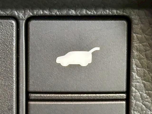 ステップワゴン e:HEVスパーダ プレミアムライン 純正ナビ 全周囲 BBSアルミ ローダウン 両側電動 シートヒーター BSI 後席モニター デジタルミラー レーダークルーズコントロール レーンキープ 電動リアゲート ETC クリアランスソナー(64枚目)