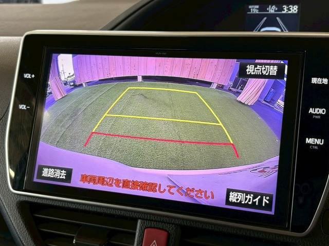 ノア Ｓｉ　１０インチナビ　後席モニター　衝突軽減　　レーンキープ　両側電動スライドドア　オートマチックハイビーム　ＥＴＣ　バックカメラ　地デジ　フォグライト　プッシュスタート　スマートキー　純正アルミホイール（4枚目）