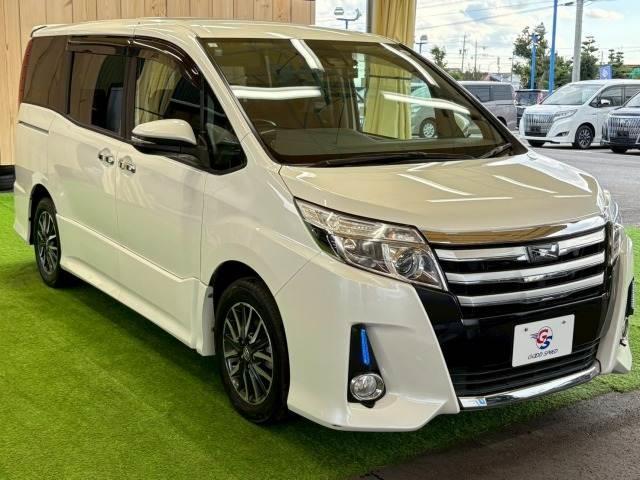 ノア Ｓｉ　１０インチナビ　後席モニター　衝突軽減　　レーンキープ　両側電動スライドドア　オートマチックハイビーム　ＥＴＣ　バックカメラ　地デジ　フォグライト　プッシュスタート　スマートキー　純正アルミホイール（14枚目）