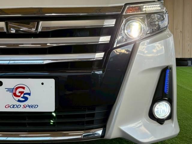 ノア Ｓｉ　１０インチナビ　後席モニター　衝突軽減　　レーンキープ　両側電動スライドドア　オートマチックハイビーム　ＥＴＣ　バックカメラ　地デジ　フォグライト　プッシュスタート　スマートキー　純正アルミホイール（19枚目）