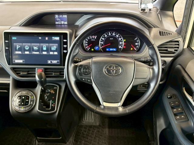 ノア Ｓｉ　１０インチナビ　後席モニター　衝突軽減　　レーンキープ　両側電動スライドドア　オートマチックハイビーム　ＥＴＣ　バックカメラ　地デジ　フォグライト　プッシュスタート　スマートキー　純正アルミホイール（46枚目）