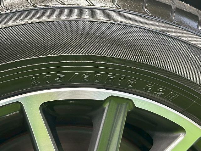 ヴォクシー ZS“煌II” 純正10型ナビ 後席モニター 両側電動スライドドア 衝突軽減 レーンキープアシスト ETC バックカメラ アイドリングストップ オートマチックハイビーム テレビキャンセラー リアクーラー 7人乗り(22枚目)