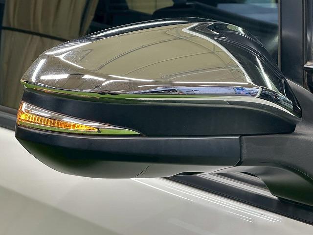 ヴォクシー ZS“煌II” 純正10型ナビ 後席モニター 両側電動スライドドア 衝突軽減 レーンキープアシスト ETC バックカメラ アイドリングストップ オートマチックハイビーム テレビキャンセラー リアクーラー 7人乗り(31枚目)