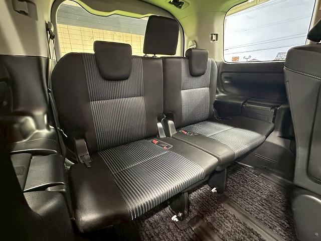 ヴォクシー ZS“煌II” 純正10型ナビ 後席モニター 両側電動スライドドア 衝突軽減 レーンキープアシスト ETC バックカメラ アイドリングストップ オートマチックハイビーム テレビキャンセラー リアクーラー 7人乗り(42枚目)