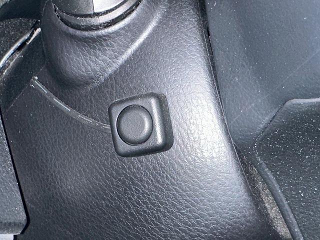 ヴォクシー ZS“煌II” 純正10型ナビ 後席モニター 両側電動スライドドア 衝突軽減 レーンキープアシスト ETC バックカメラ アイドリングストップ オートマチックハイビーム テレビキャンセラー リアクーラー 7人乗り(52枚目)