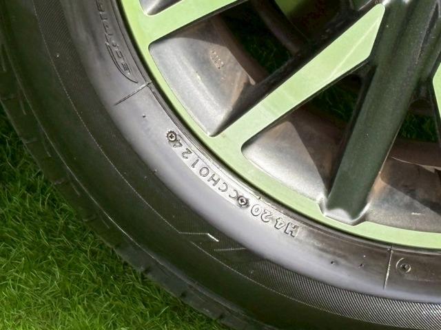 ヴォクシー ＺＳ　煌　純正１０インチナビ　フリップダウンモニター　両側電動スライド　軽減ブレーキ　レーンキープ　Ｂｌｕｅｔｏｏｔｈ　スマートキー　フルセグ　バックカメラ　フォグライト　ウォークスルー　ＥＴＣ　７人乗り（25枚目）