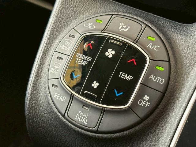 ヴォクシー ＺＳ　煌　純正１０インチナビ　フリップダウンモニター　両側電動スライド　軽減ブレーキ　レーンキープ　Ｂｌｕｅｔｏｏｔｈ　スマートキー　フルセグ　バックカメラ　フォグライト　ウォークスルー　ＥＴＣ　７人乗り（59枚目）