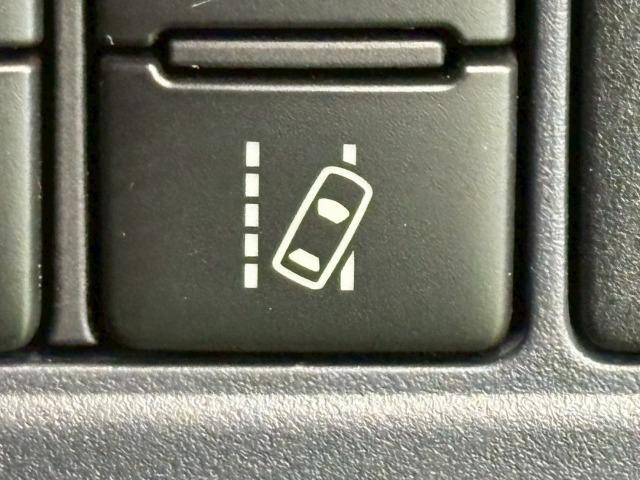 ヴォクシー ＺＳ　煌　純正１０インチナビ　フリップダウンモニター　両側電動スライド　軽減ブレーキ　レーンキープ　Ｂｌｕｅｔｏｏｔｈ　スマートキー　フルセグ　バックカメラ　フォグライト　ウォークスルー　ＥＴＣ　７人乗り（65枚目）