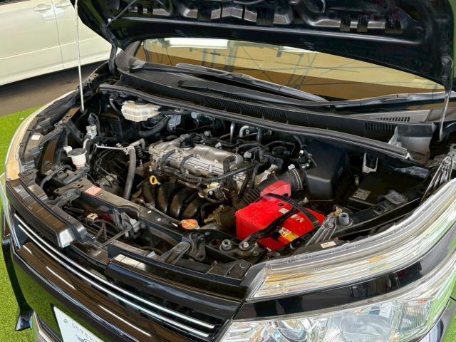 ヴォクシー ＺＳ　煌　純正１０インチナビ　フリップダウンモニター　両側電動スライド　軽減ブレーキ　レーンキープ　Ｂｌｕｅｔｏｏｔｈ　スマートキー　フルセグ　バックカメラ　フォグライト　ウォークスルー　ＥＴＣ　７人乗り（71枚目）