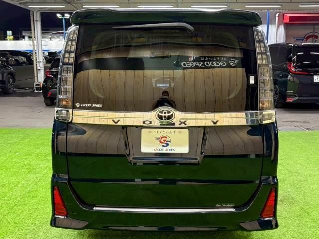 ヴォクシー ZS 9型ナビ 両側電動スライドドア 後席モニター 後席オートエアコン 地デジ バックカメラ Bluetooth接続 ETC フロントフォグライト LEDヘッドライト プッシュスタート スマートキー 7人(17枚目)