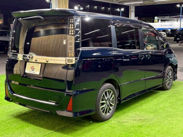 ヴォクシー ZS 9型ナビ 両側電動スライドドア 後席モニター 後席オートエアコン 地デジ バックカメラ Bluetooth接続 ETC フロントフォグライト LEDヘッドライト プッシュスタート スマートキー 7人(37枚目)