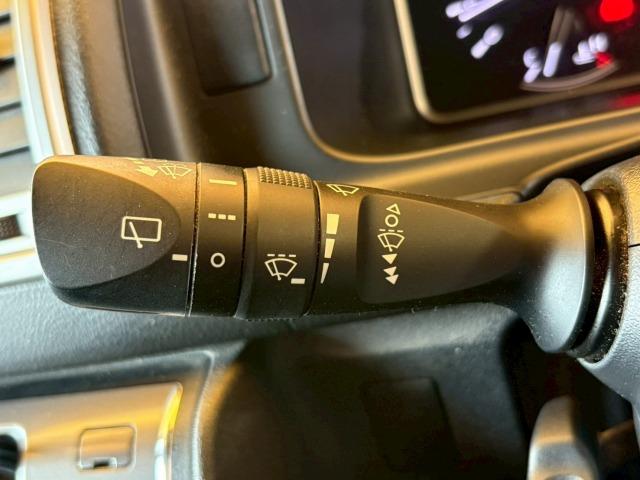 ハイエースバン スーパーGLダークプライム2 4WD 8型ナビ 両側電動スライド WEDSアルミ ホワイトレター トヨタセーフティーセンス オートマチックハイビーム LEDヘッドライト シートカバー フォグライト 地デジ バックカメラ ETC(47枚目)