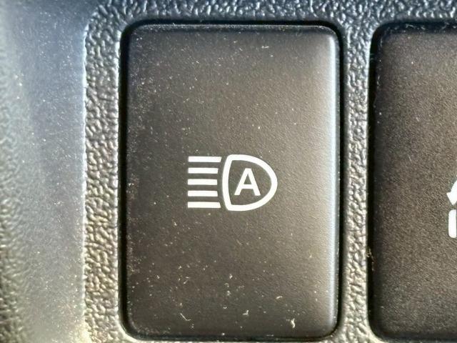 ハイエースバン スーパーGLダークプライム2 4WD 8型ナビ 両側電動スライド WEDSアルミ ホワイトレター トヨタセーフティーセンス オートマチックハイビーム LEDヘッドライト シートカバー フォグライト 地デジ バックカメラ ETC(49枚目)