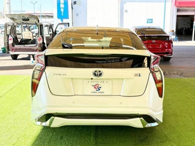 プリウス Ａ　フルエアロ　純正ＳＤナビ　レーダークルーズ　衝突軽減　レーンキープ　ヘッドアップディスプレイ　インテリジェントパーキングアシスト　オートマチックハイビーム　地デジ　バックカメラ　Ｂｌｕｅｔｏｏｔｈ（17枚目）