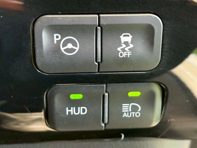 プリウス Ａ　フルエアロ　純正ＳＤナビ　レーダークルーズ　衝突軽減　レーンキープ　ヘッドアップディスプレイ　インテリジェントパーキングアシスト　オートマチックハイビーム　地デジ　バックカメラ　Ｂｌｕｅｔｏｏｔｈ（58枚目）