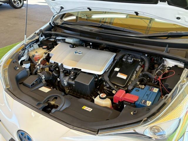 プリウス Ａ　フルエアロ　純正ＳＤナビ　レーダークルーズ　衝突軽減　レーンキープ　ヘッドアップディスプレイ　インテリジェントパーキングアシスト　オートマチックハイビーム　地デジ　バックカメラ　Ｂｌｕｅｔｏｏｔｈ（74枚目）