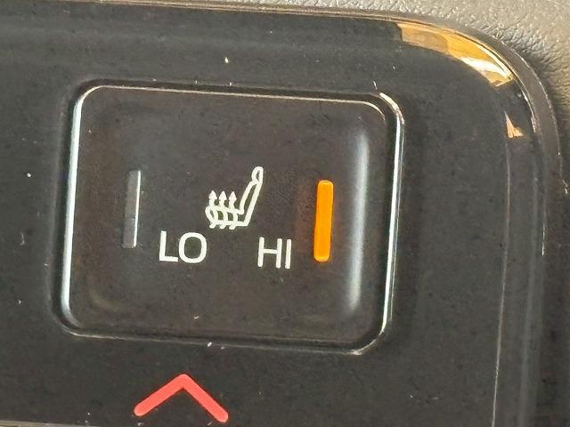 ノア Ｓ－Ｚ　ディスプレイオーディオ　ＣＤ／ＤＶＤデッキ　　　レーダークルーズコントロール　衝突軽減　レーンキープ　Ｂｌｕｅｔｏｏｔｈ　バックカメラ　シートヒーター　オートマチックハイビーム　ＢＳＭ　後席ＡＡＣ（64枚目）