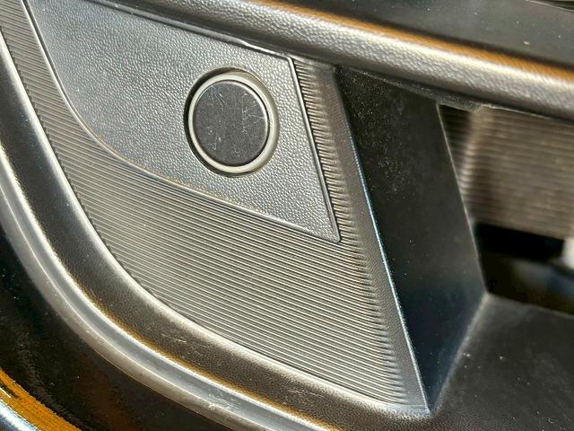 キャラバン ロンググランドプレミアムＧＸ　９型ナビ　全方位カメラ　デジタルミラー　クリアランスソナー　ドライブレコーダー　ＥＴＣ　禁煙車　レーダー探知機　ＢＩＳＯＮアルミホイール　スマートキー　オートエアコン　ＣＤ／ＤＶＤ再生（27枚目）