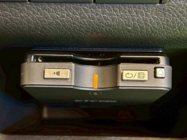 キャラバン ロンググランドプレミアムＧＸ　９型ナビ　全方位カメラ　デジタルミラー　クリアランスソナー　ドライブレコーダー　ＥＴＣ　禁煙車　レーダー探知機　ＢＩＳＯＮアルミホイール　スマートキー　オートエアコン　ＣＤ／ＤＶＤ再生（54枚目）