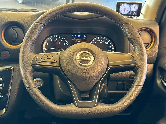 キャラバン ロンググランドプレミアムＧＸ　９型ナビ　全方位カメラ　デジタルミラー　クリアランスソナー　ドライブレコーダー　ＥＴＣ　禁煙車　レーダー探知機　ＢＩＳＯＮアルミホイール　スマートキー　オートエアコン　ＣＤ／ＤＶＤ再生（56枚目）