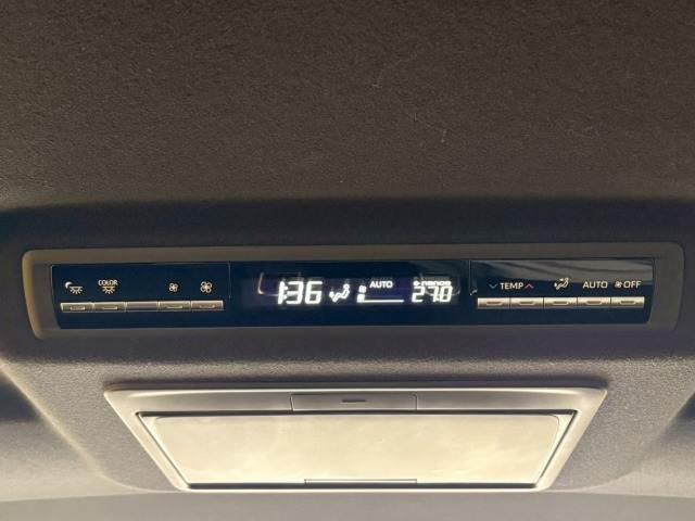 グランエース Premium 後席モニター 全方位 ナビ シートヒーター レ-ダークルーズ 衝突軽減 レーンキープ デジタルインナーミラー ブラインドスポットモニター 後席オートエアコン 電動シート クリアランスソナー(9枚目)