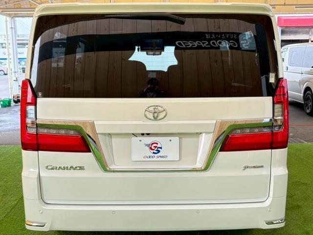 グランエース Premium 後席モニター 全方位 ナビ シートヒーター レ-ダークルーズ 衝突軽減 レーンキープ デジタルインナーミラー ブラインドスポットモニター 後席オートエアコン 電動シート クリアランスソナー(17枚目)