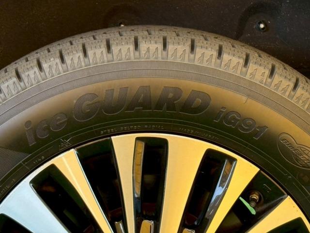 グランエース Premium 後席モニター 全方位 ナビ シートヒーター レ-ダークルーズ 衝突軽減 レーンキープ デジタルインナーミラー ブラインドスポットモニター 後席オートエアコン 電動シート クリアランスソナー(25枚目)