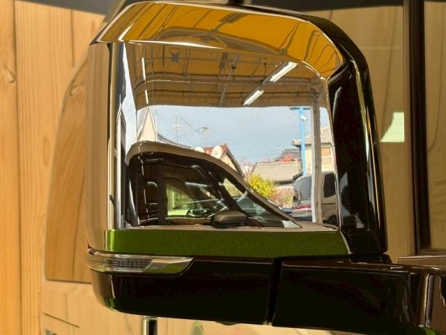 グランエース Premium 後席モニター 全方位 ナビ シートヒーター レ-ダークルーズ 衝突軽減 レーンキープ デジタルインナーミラー ブラインドスポットモニター 後席オートエアコン 電動シート クリアランスソナー(27枚目)