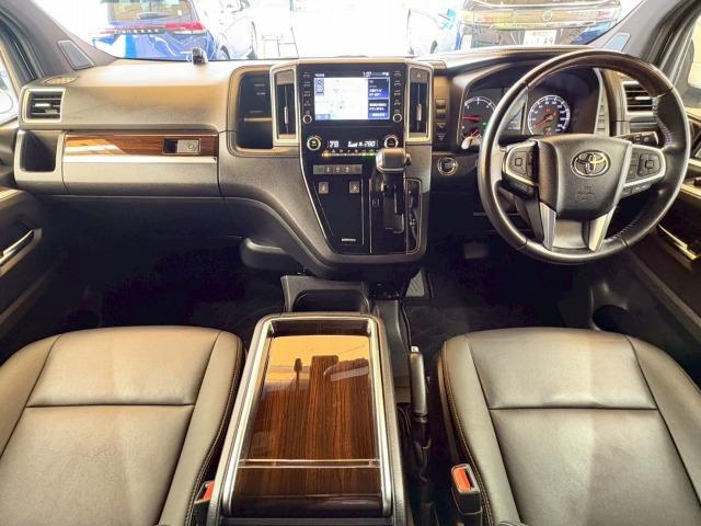 グランエース Premium 後席モニター 全方位 ナビ シートヒーター レ-ダークルーズ 衝突軽減 レーンキープ デジタルインナーミラー ブラインドスポットモニター 後席オートエアコン 電動シート クリアランスソナー(49枚目)