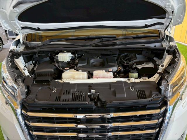 グランエース Premium 後席モニター 全方位 ナビ シートヒーター レ-ダークルーズ 衝突軽減 レーンキープ デジタルインナーミラー ブラインドスポットモニター 後席オートエアコン 電動シート クリアランスソナー(69枚目)