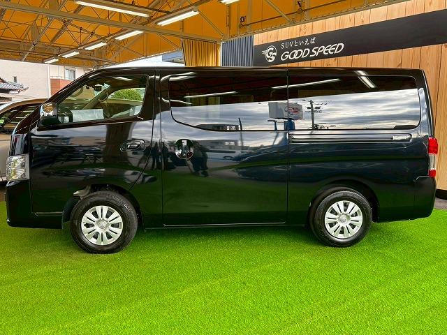 キャラバン プレミアムGX 純正ナビ 全周囲 シートヒーター 電動スライドドア 軽油 4WD クリアランスソナー 小窓 デジタルインナーミラー プッシュスタート スマートキー Bluetooth接続 LEDヘッドライト(33枚目)