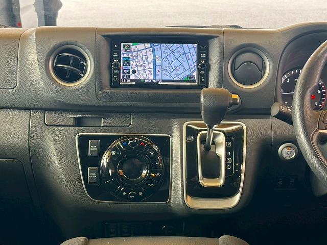 キャラバン プレミアムGX 純正ナビ 全周囲 シートヒーター 電動スライドドア 軽油 4WD クリアランスソナー 小窓 デジタルインナーミラー プッシュスタート スマートキー Bluetooth接続 LEDヘッドライト(41枚目)