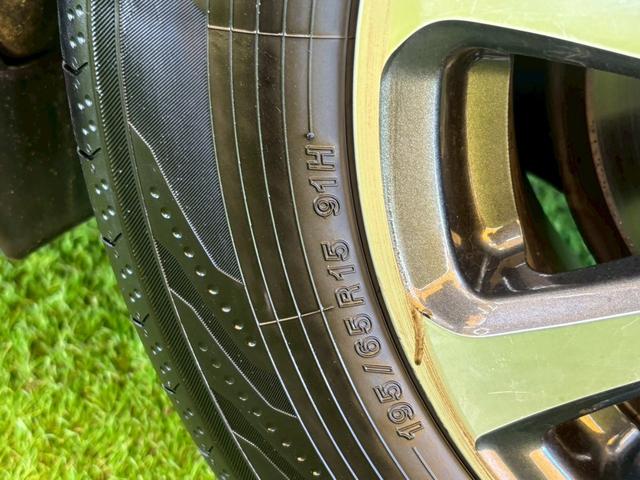 エスクァイア Ｇｉ　“Ｐｒｅｍｉｕｍ　Ｐａｃｋａｇｅ　Ｂｌａｃｋ－Ｔａｉｌ　後席モニター　１１型ナビ　デジタルインナーミラー　ＥＴＣ（26枚目）