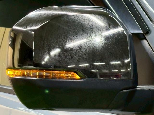 キャラバン グランドプレミアムＧＸ　全方位　デジタルミラー　４ＷＤ　ベットキッド　ディーゼルエンジン　ディスプレイオーディオ　小窓　　ＬＥＤヘッドライト　フロントフォグライト　クリアランスソナー　プッシュスタート　スマートキー（27枚目）