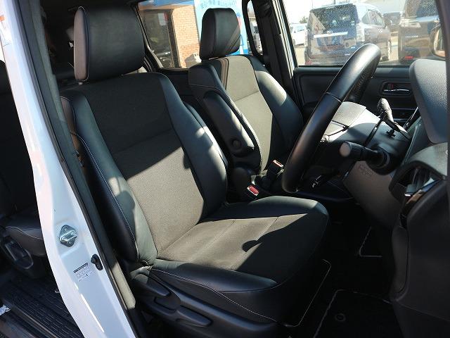 Si ダブルバイビー 7型ナビ バックカメラ ETC フルセグ 両側電動ドア ハーフレザー 7人乗り スマートキー トヨタセーフティセンス プッシュスタート USBポート クルーズコントロール 純正アルミ(6枚目)