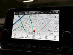 【純正９インチコネクトナビ】フルセグテレビやブルートゥース接続、ＤＶＤ再生やスマートフォン連携（アップルカープレイ）など多彩な機能を併せ持っており、インパネ周りがすっきりしてますね！ 3